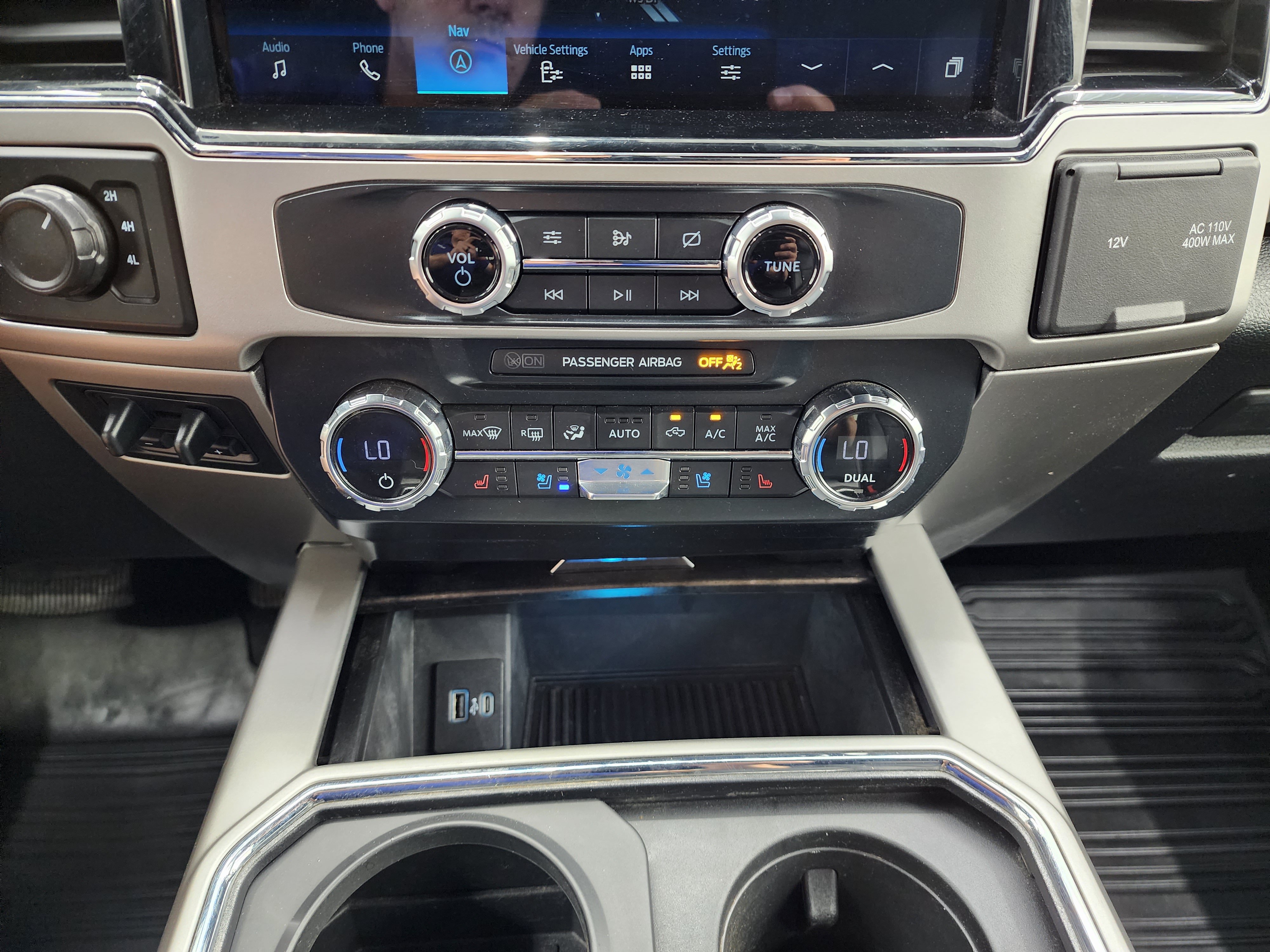 Used 2022 Ford F350 Lariat w/ Chrome Package AWD/4WD image 15