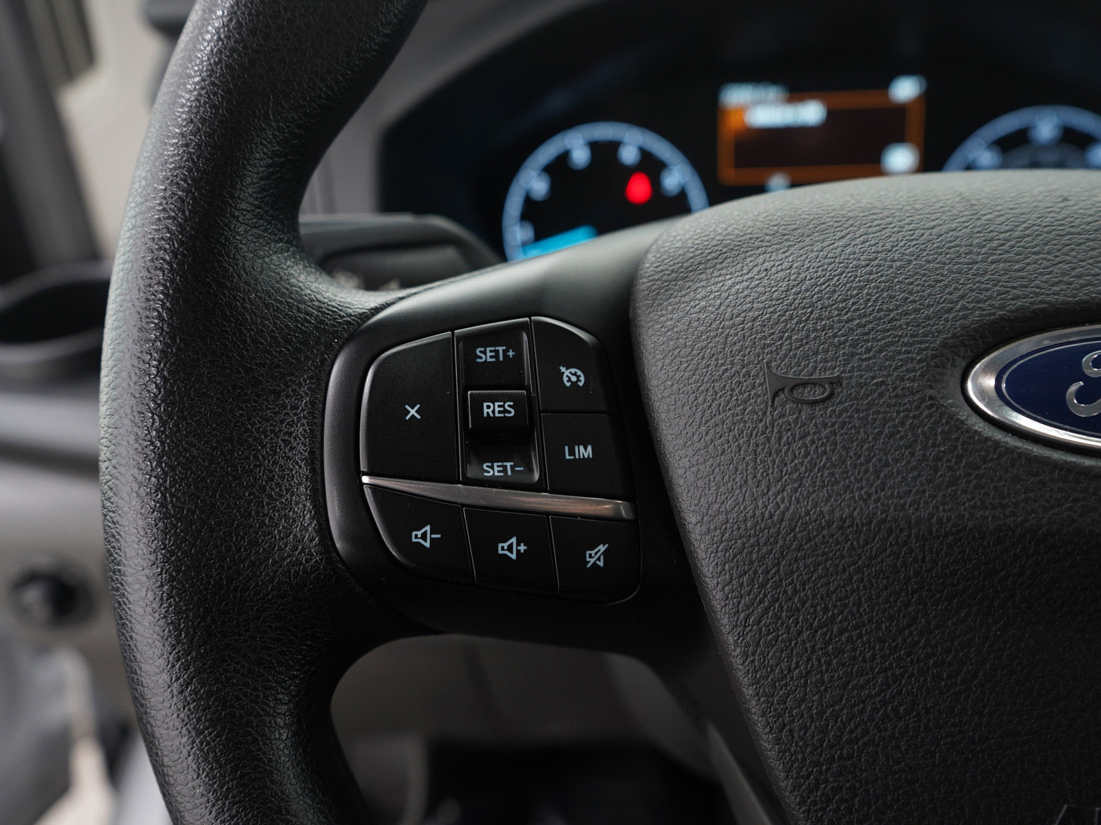 Used 2024 Ford Transit 350 XLT image 23