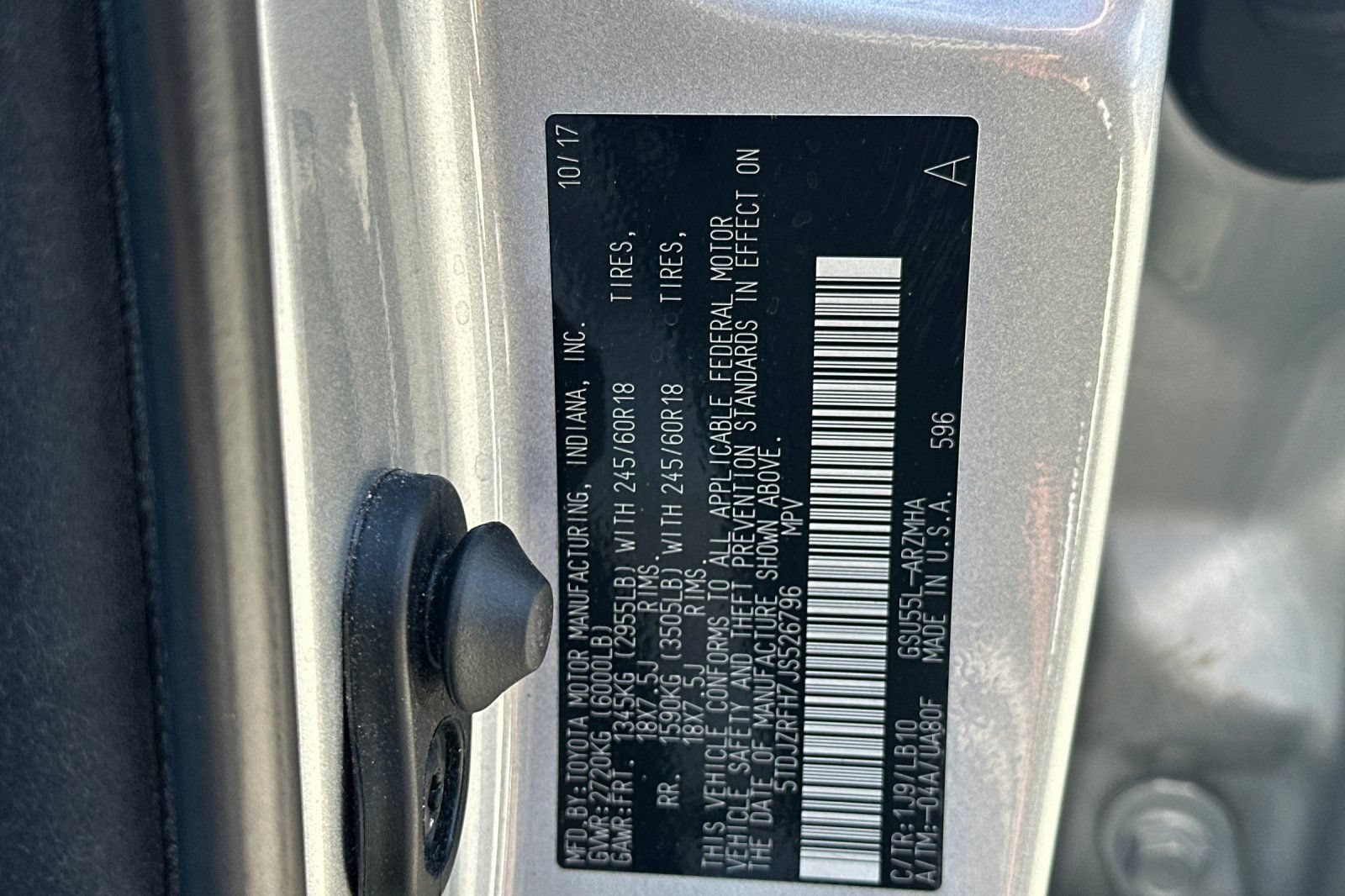 Used 2018 Toyota Highlander XLE AWD/4WD image 29