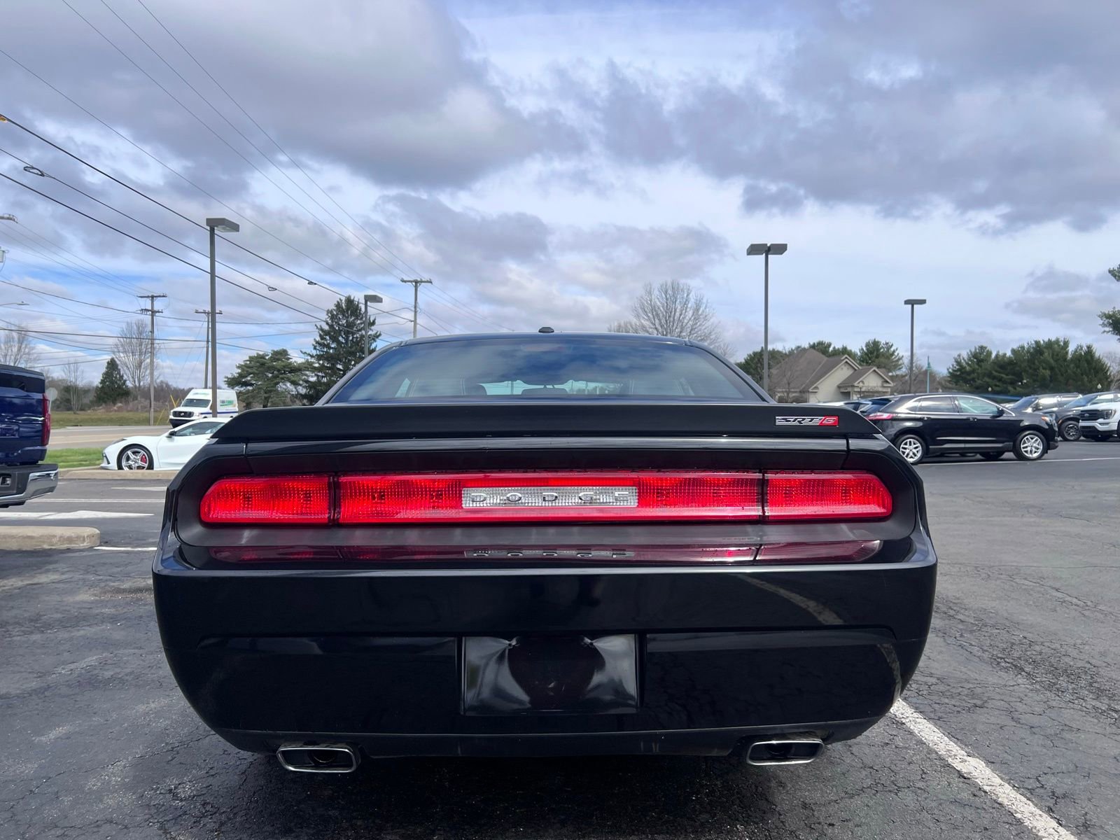 Used 2009 Dodge Challenger SRT8 w/ SRT Option Group II RWD image 6