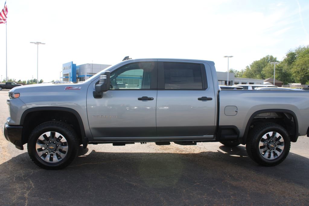 New 2026 Chevrolet Silverado 2500 Custom w/ Custom Value Package AWD/4WD image 6