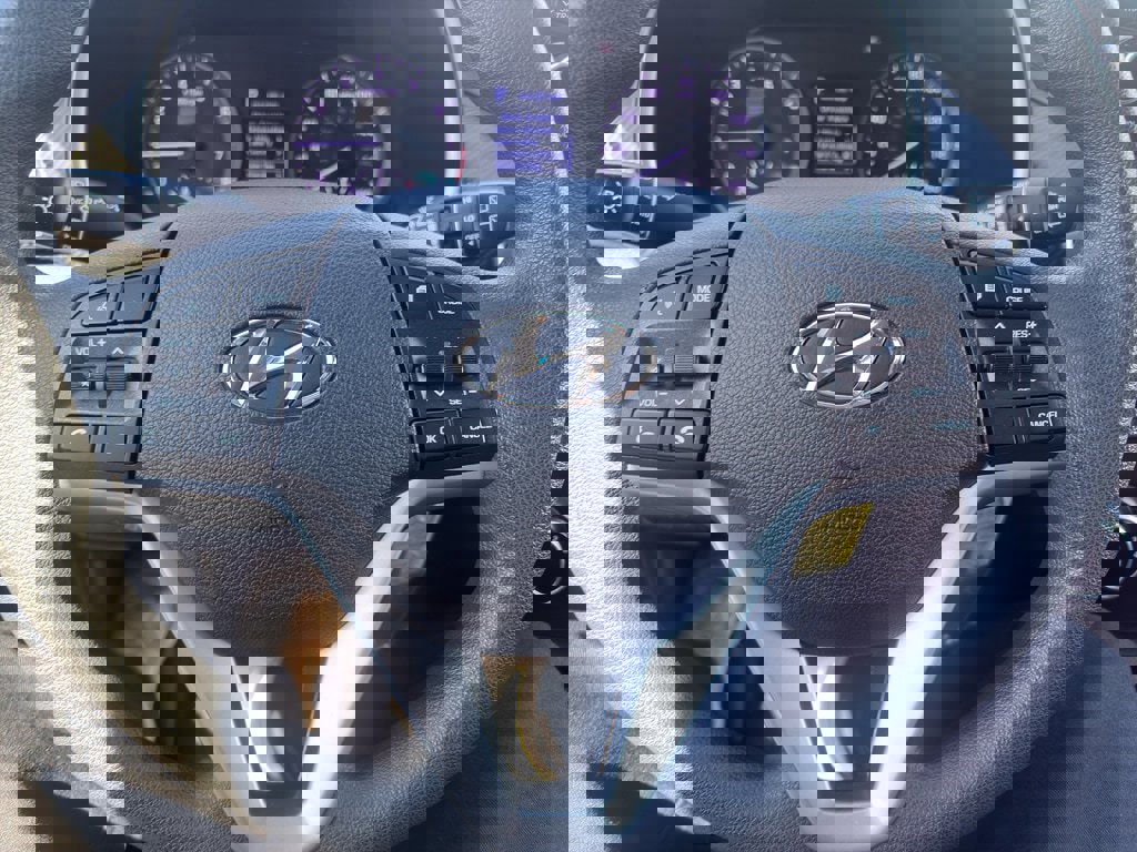 Used 2020 Hyundai Tucson SE w/ Cargo Package AWD/4WD image 9