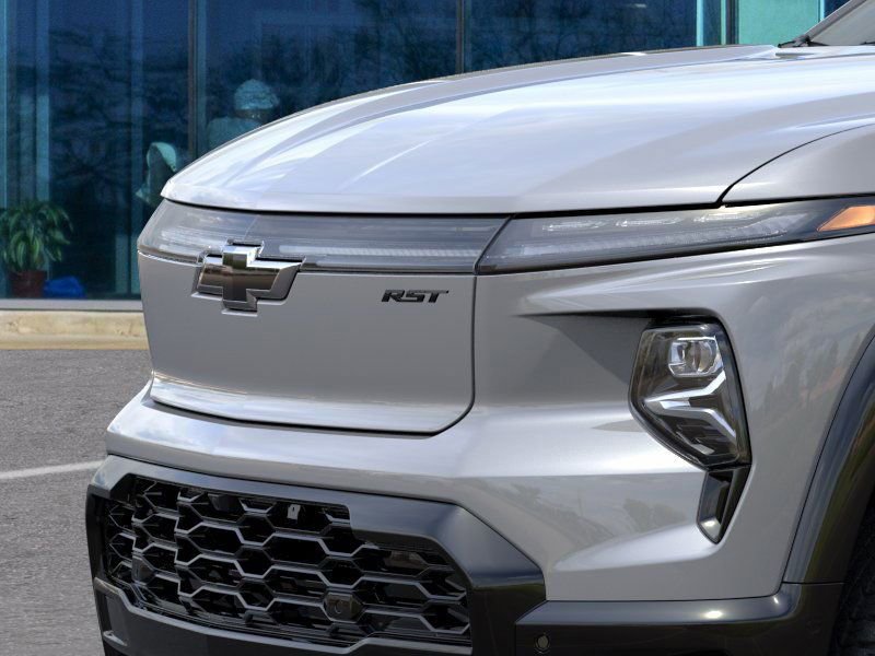 New 2025 Chevrolet Silverado EV RST image 13