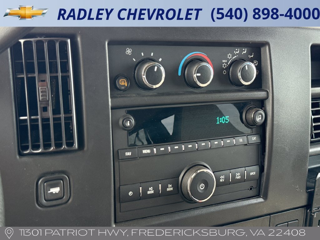 Used 2025 GMC Savana 3500 LT w/ LT Preferred Equipment Group RWD image 8