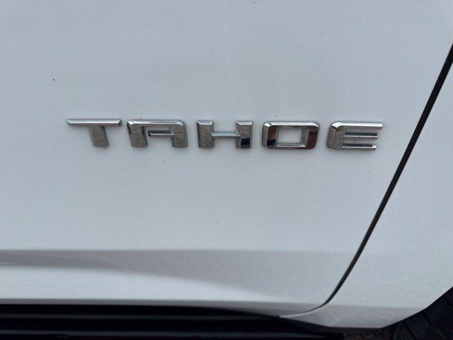 Used 2022 Chevrolet Tahoe LT w/ Luxury Package AWD/4WD image 13