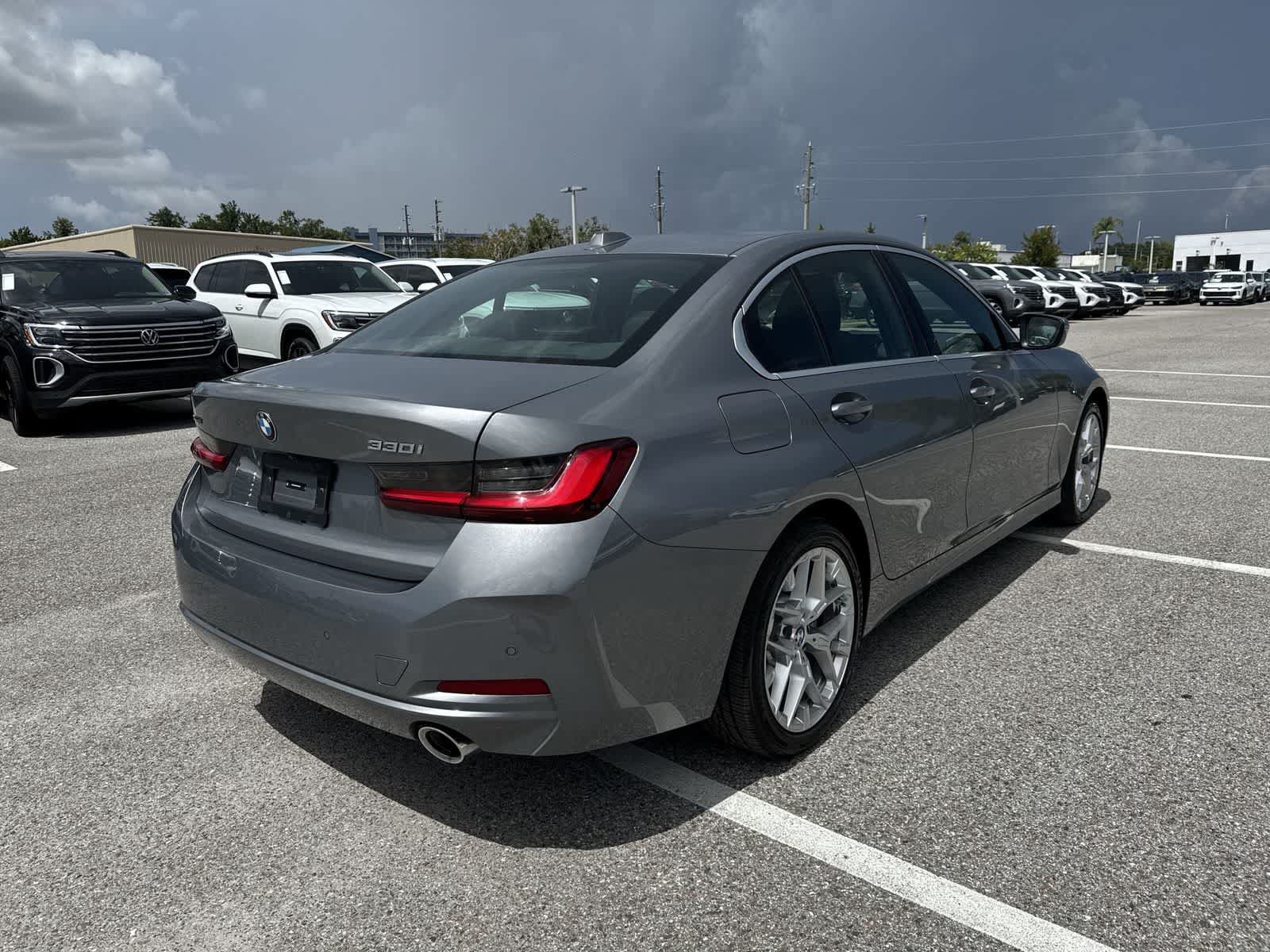 Used 2025 BMW 330i xDrive Sedan AWD/4WD image 14