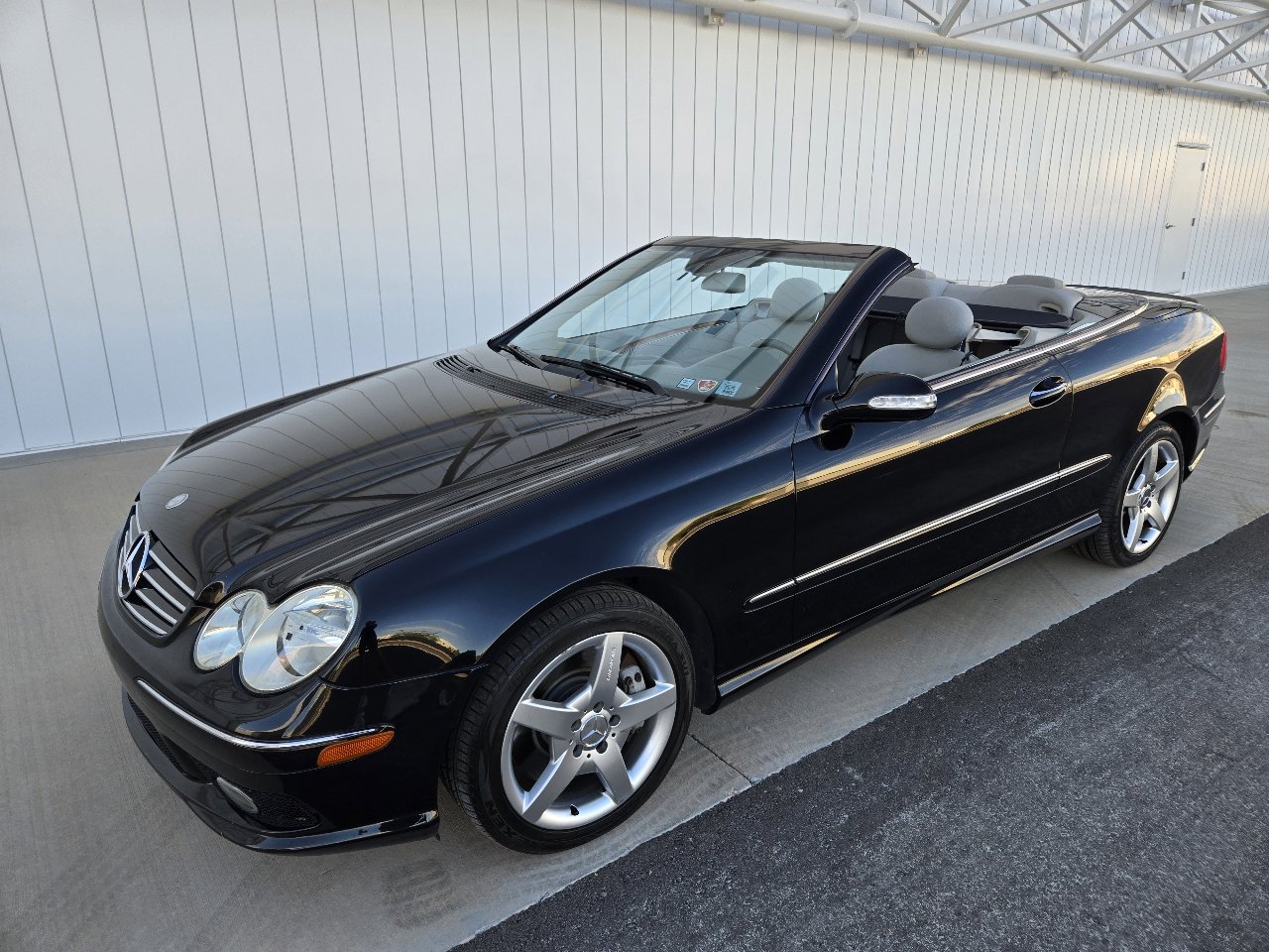 Used 2005 Mercedes-Benz CLK 500 Cabriolet image 5