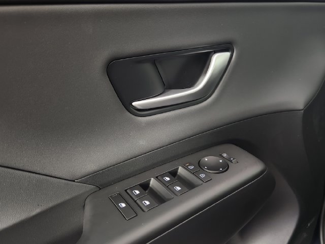 New 2027 Hyundai Kona Limited AWD/4WD image 12