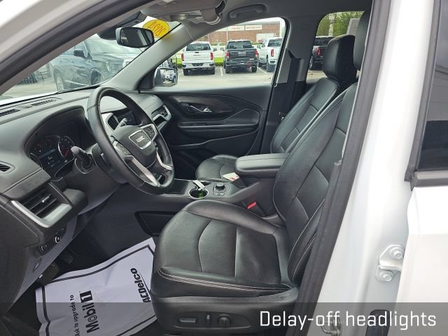 Used 2024 GMC Terrain SLT FWD image 32