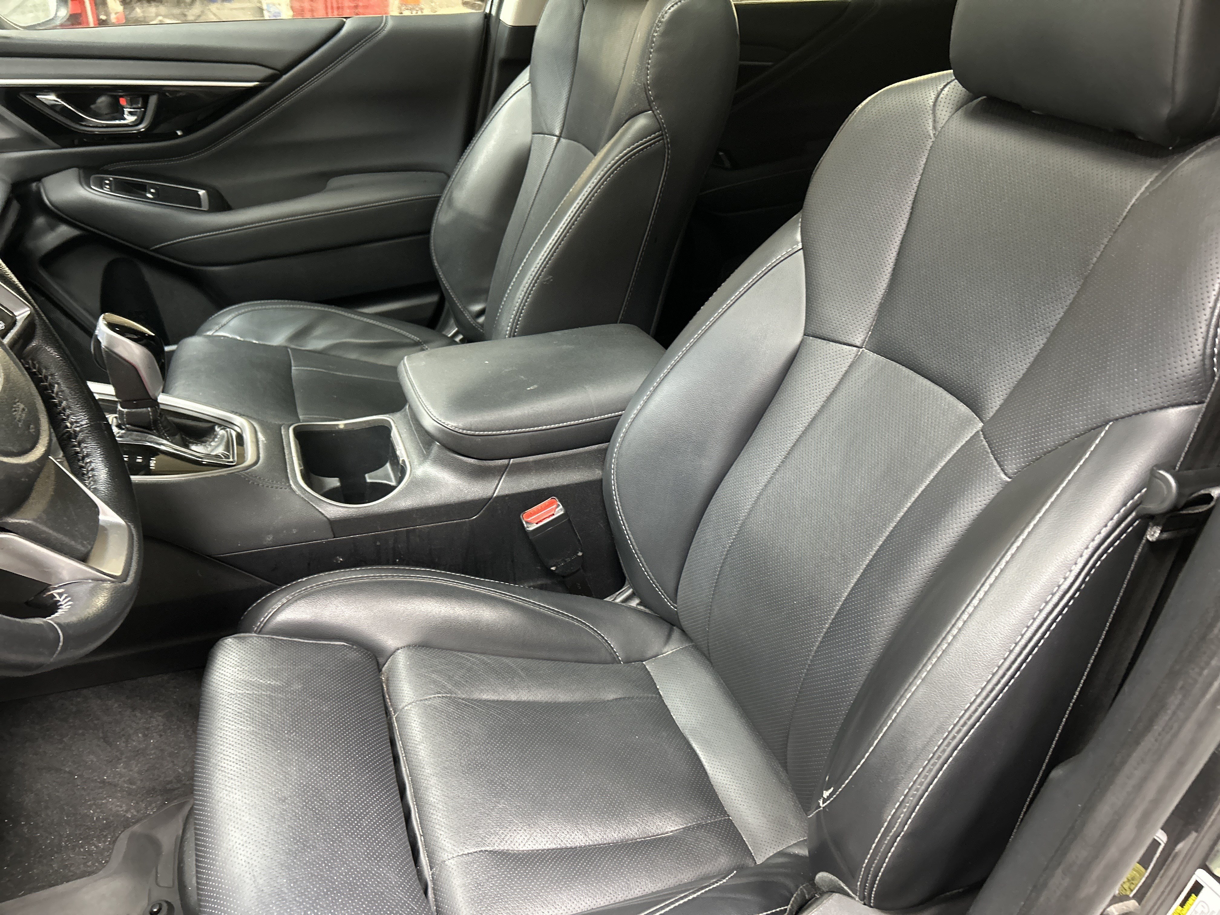Used 2020 Subaru Outback Limited AWD/4WD image 15