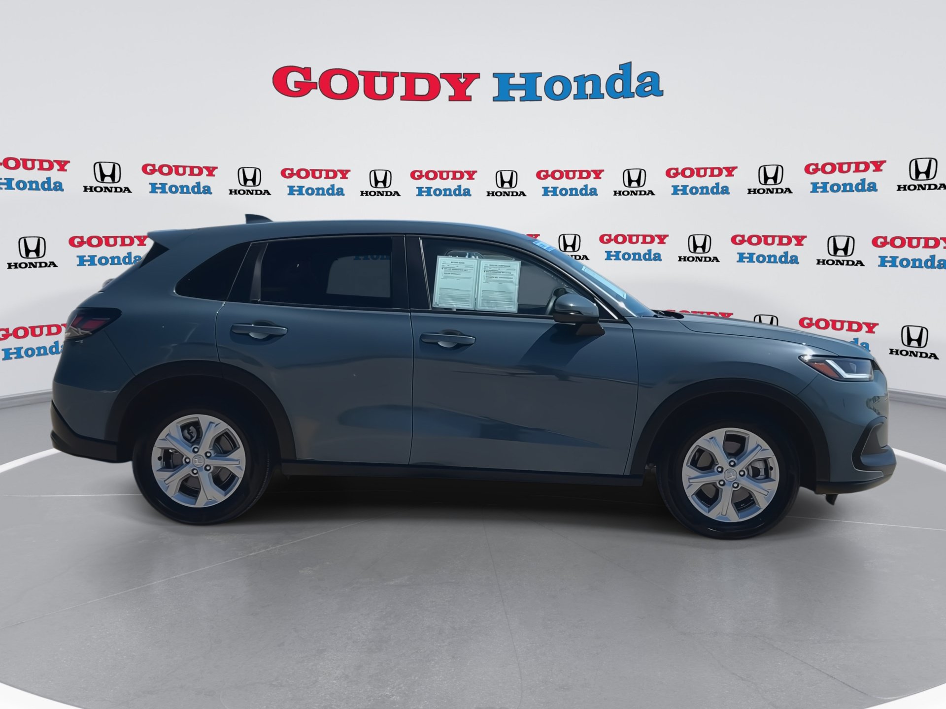 Certified 2024 Honda HR-V LX image 9