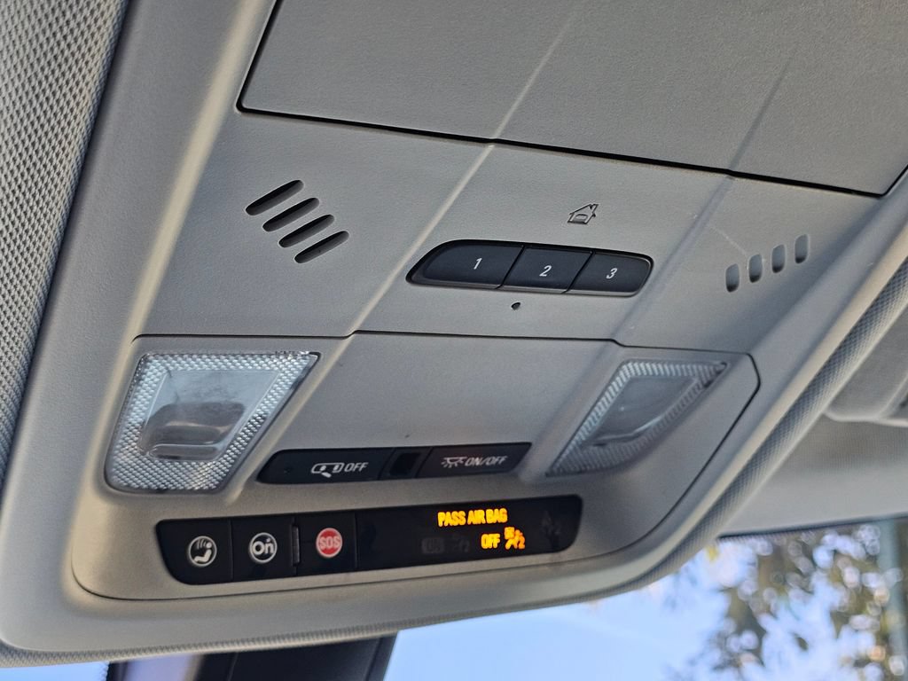 Used 2020 Chevrolet Blazer LT FWD image 37