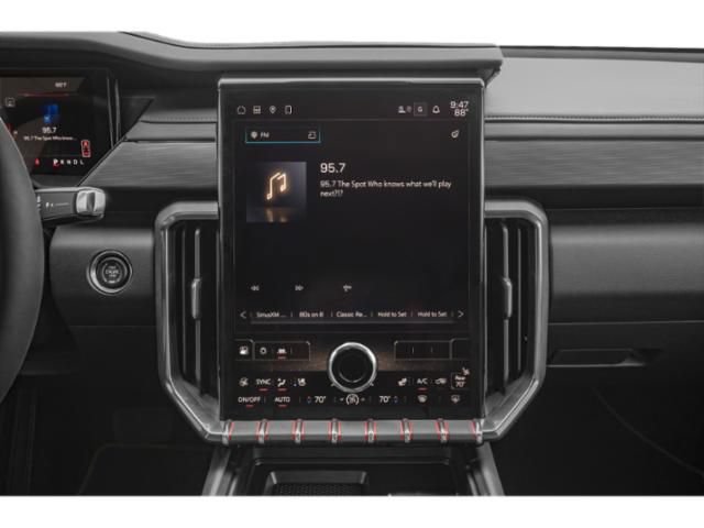 Used 2025 GMC Acadia AT4 w/ Luxury Package AWD/4WD image 10