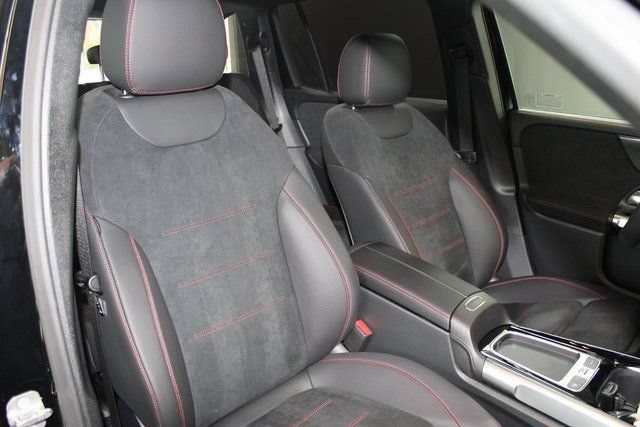 New 2024 Mercedes-Benz GLB 250 4MATIC image 4