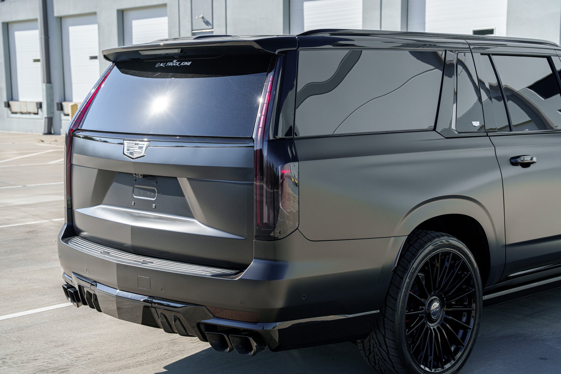 Used 2024 Cadillac Escalade ESV V w/ LPO, Floor Liner Package AWD/4WD image 17