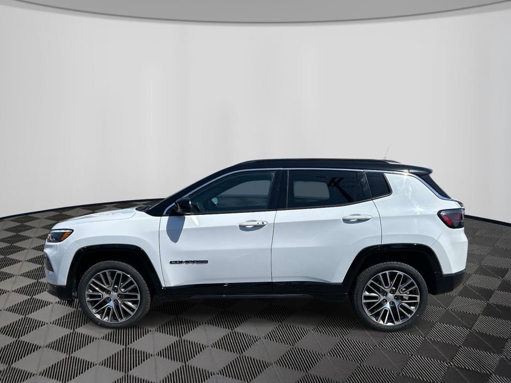 Used 2023 Jeep Compass Limited w/ Elite Group image 8