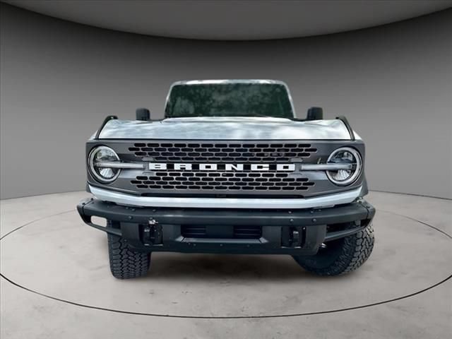 New 2025 Ford Bronco Badlands w/ Sasquatch Package AWD/4WD image 2