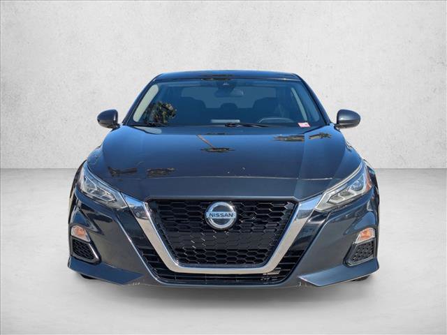 Used 2021 Nissan Altima 2.5 SV image 2