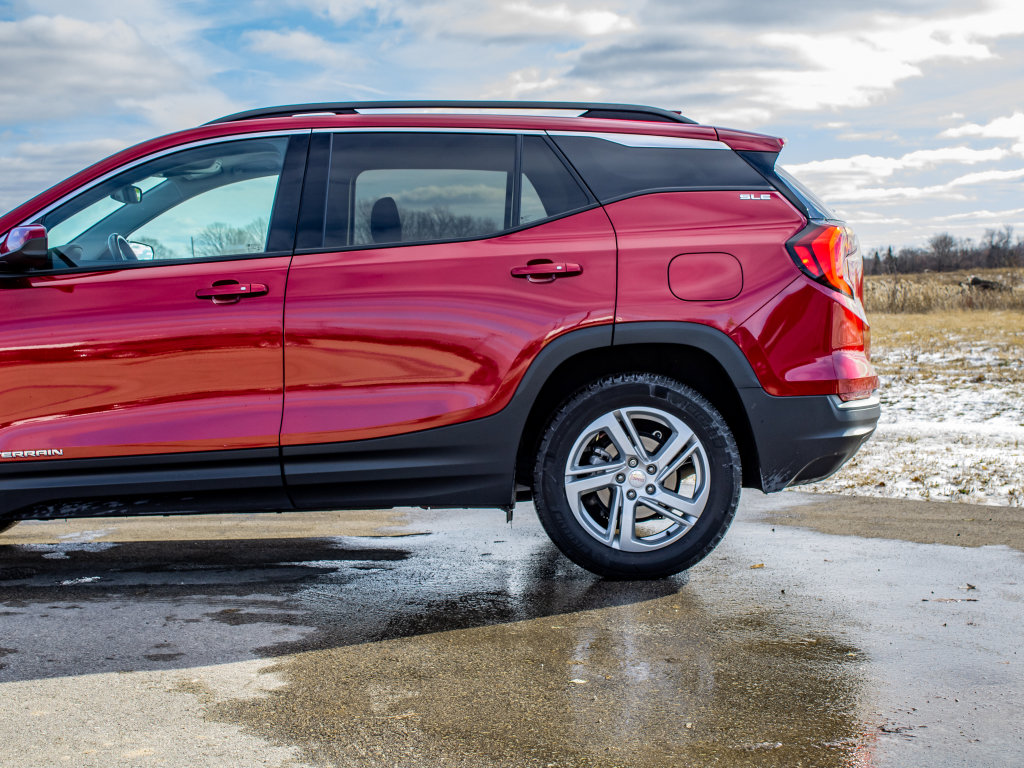 Used 2020 GMC Terrain SLE w/ Driver Convenience Package image 40