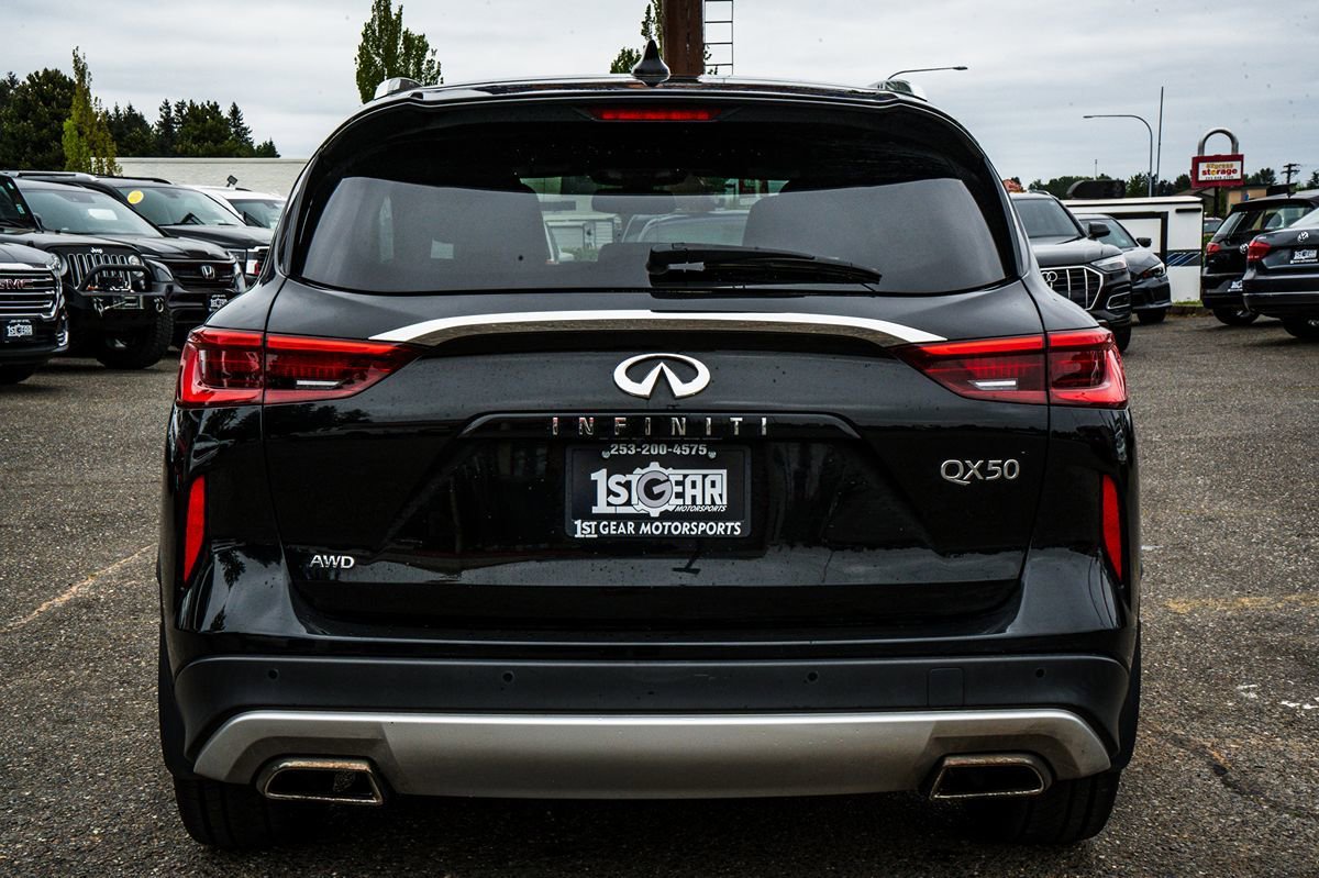 Used 2019 INFINITI QX50 Essential w/ Sensory Package AWD/4WD image 12