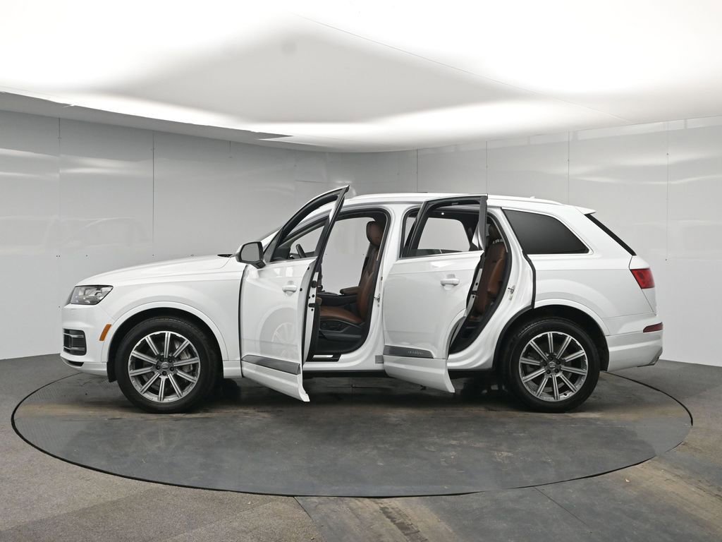 Used 2018 Audi Q7 3.0T Prestige image 59