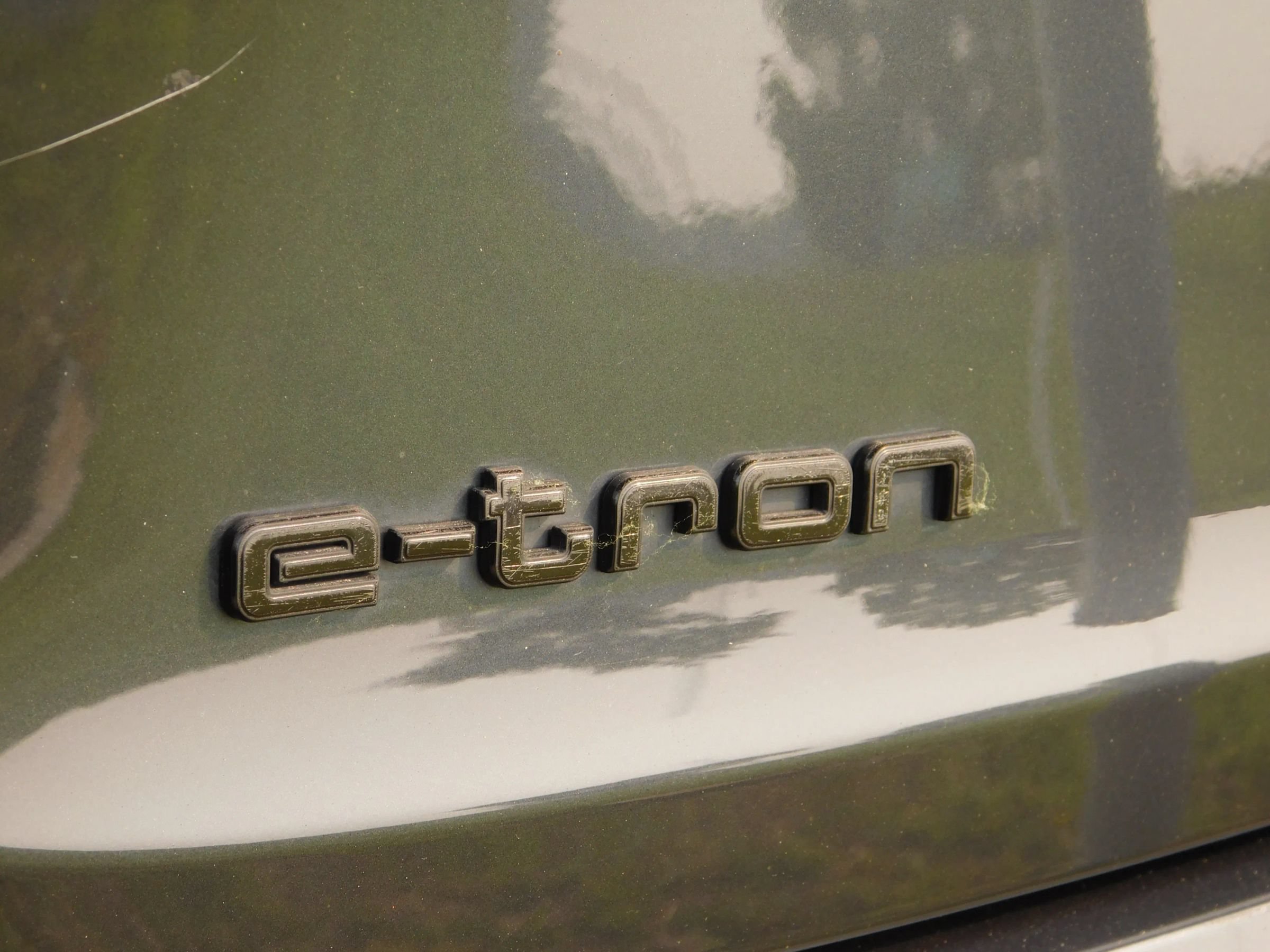 Used 2021 Audi e-tron Premium w/ Convenience Plus Package AWD/4WD image 7