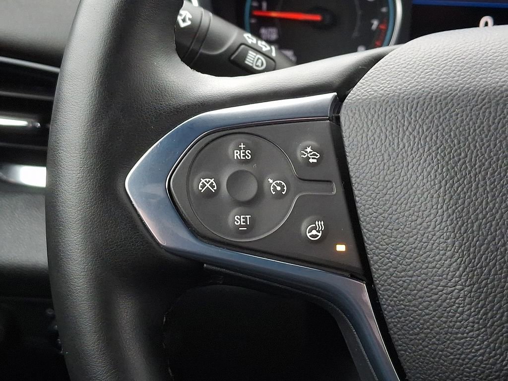Used 2023 Chevrolet Traverse LT AWD/4WD image 25