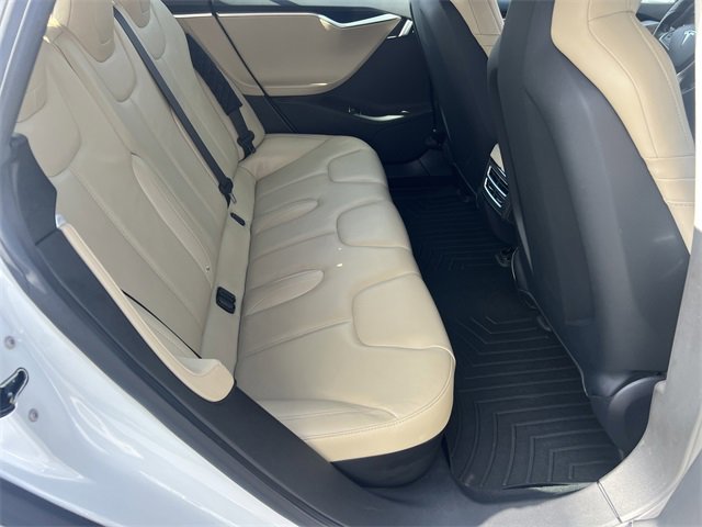 Used 2015 Tesla Model S 85 image 16