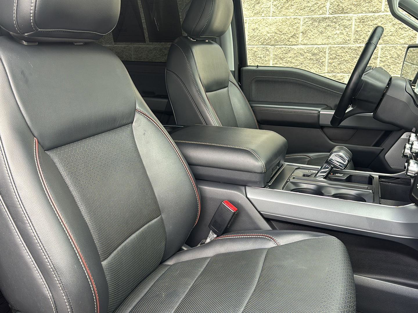 Used 2021 Ford F150 Lariat AWD/4WD image 22