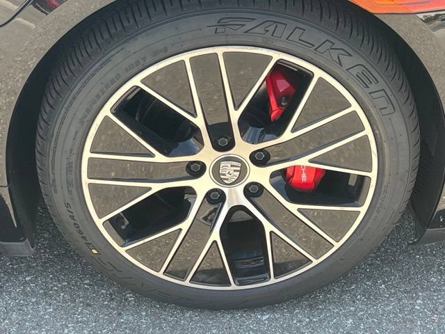 Used 2023 Porsche Taycan 4S AWD/4WD image 29
