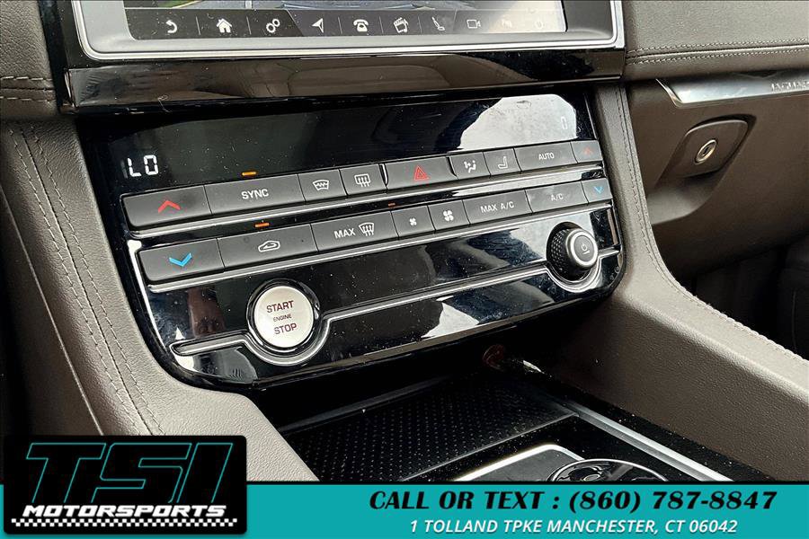 Used 2020 Jaguar F-PACE Prestige image 33