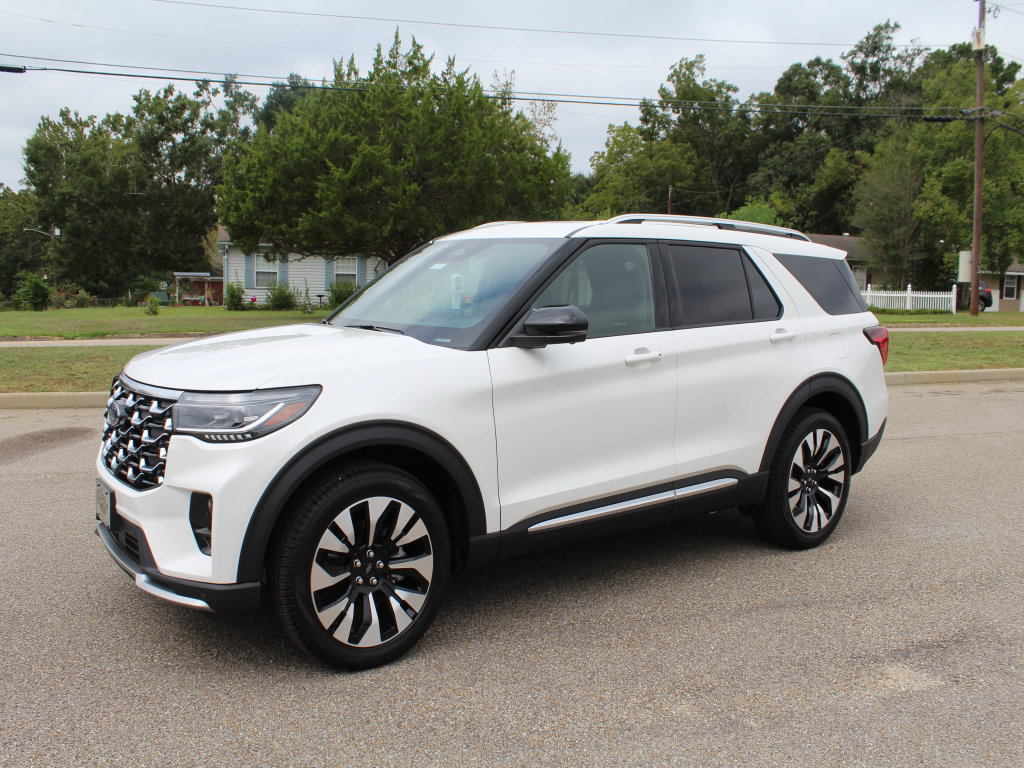 New 2026 Ford Explorer Platinum w/ LUX Leather Package