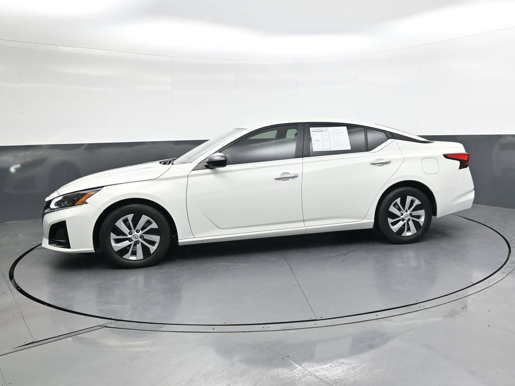 Certified 2025 Nissan Altima 2.5 S image 8