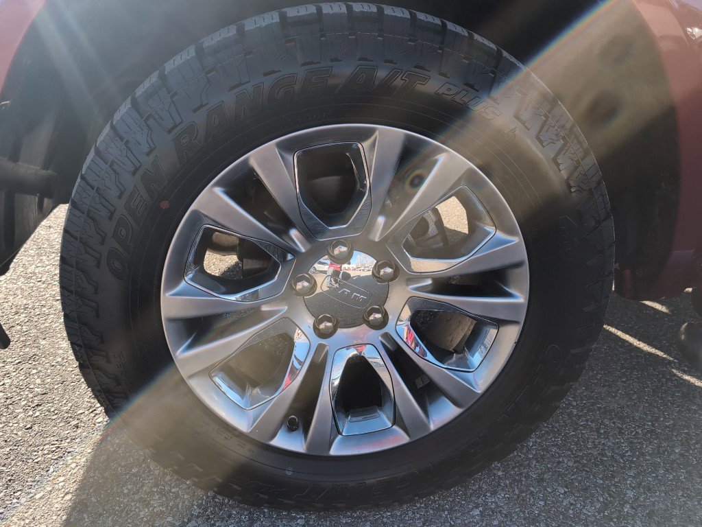 Used 2015 RAM 1500 Limited image 30