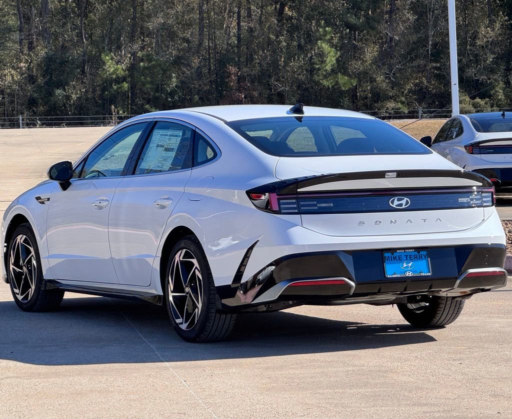 New 2026 Hyundai Sonata SEL FWD image 12