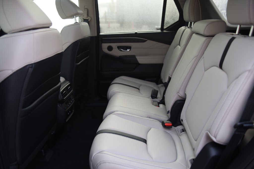 New 2026 Honda Pilot Touring image 28