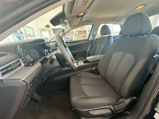 Used 2023 Kia K5 LXS FWD image 16