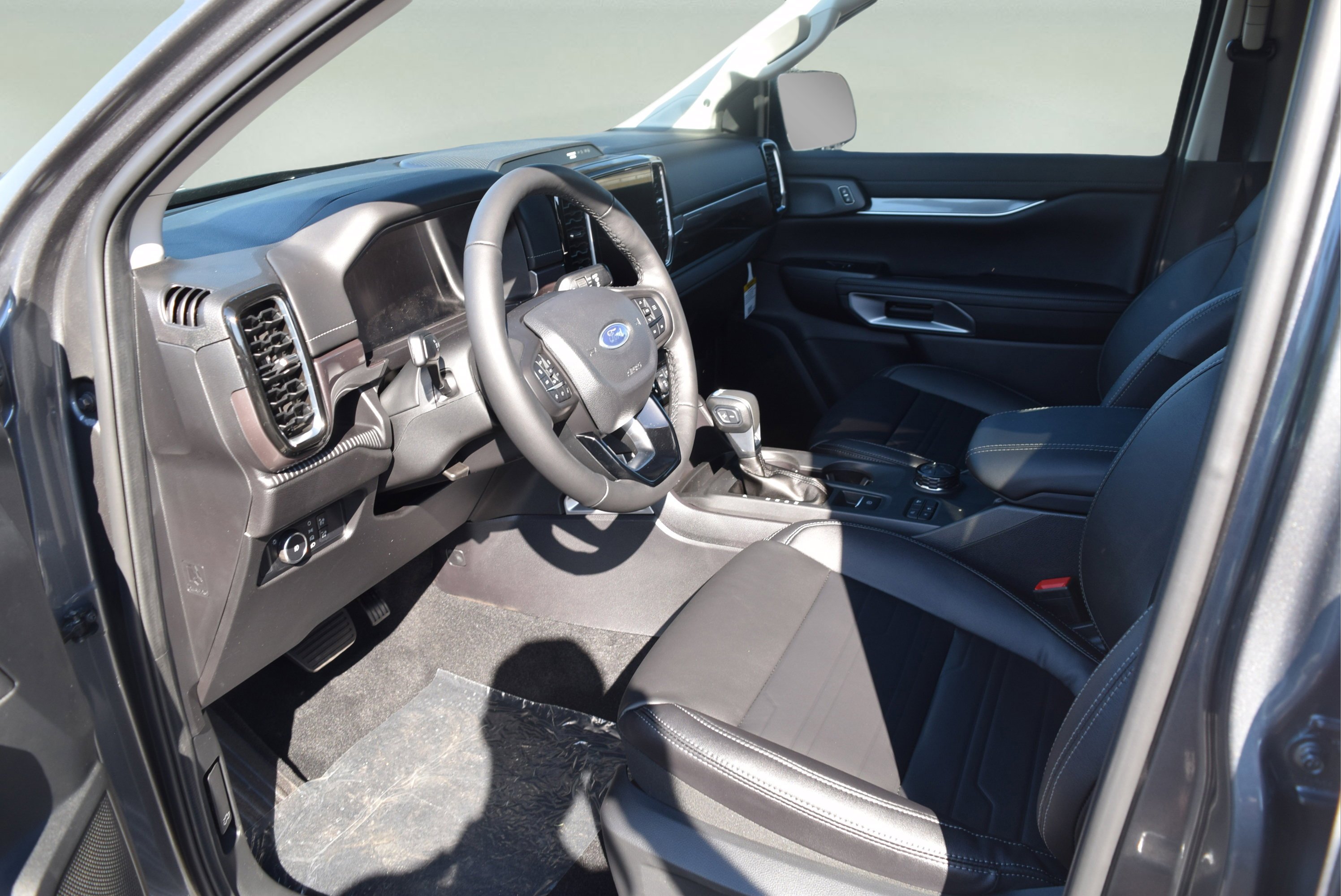 Used 2025 Ford Ranger Lariat image 6