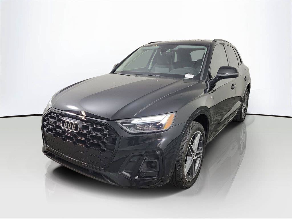 Used 2023 Audi Q5 e Premium Plus w/ Premium Plus Package AWD/4WD image 3