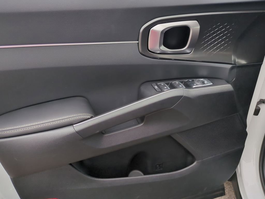 New 2026 Kia Sorento LX image 21