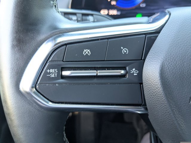 Used 2024 Chevrolet Equinox EV LT w/ LPO, Active Package image 22