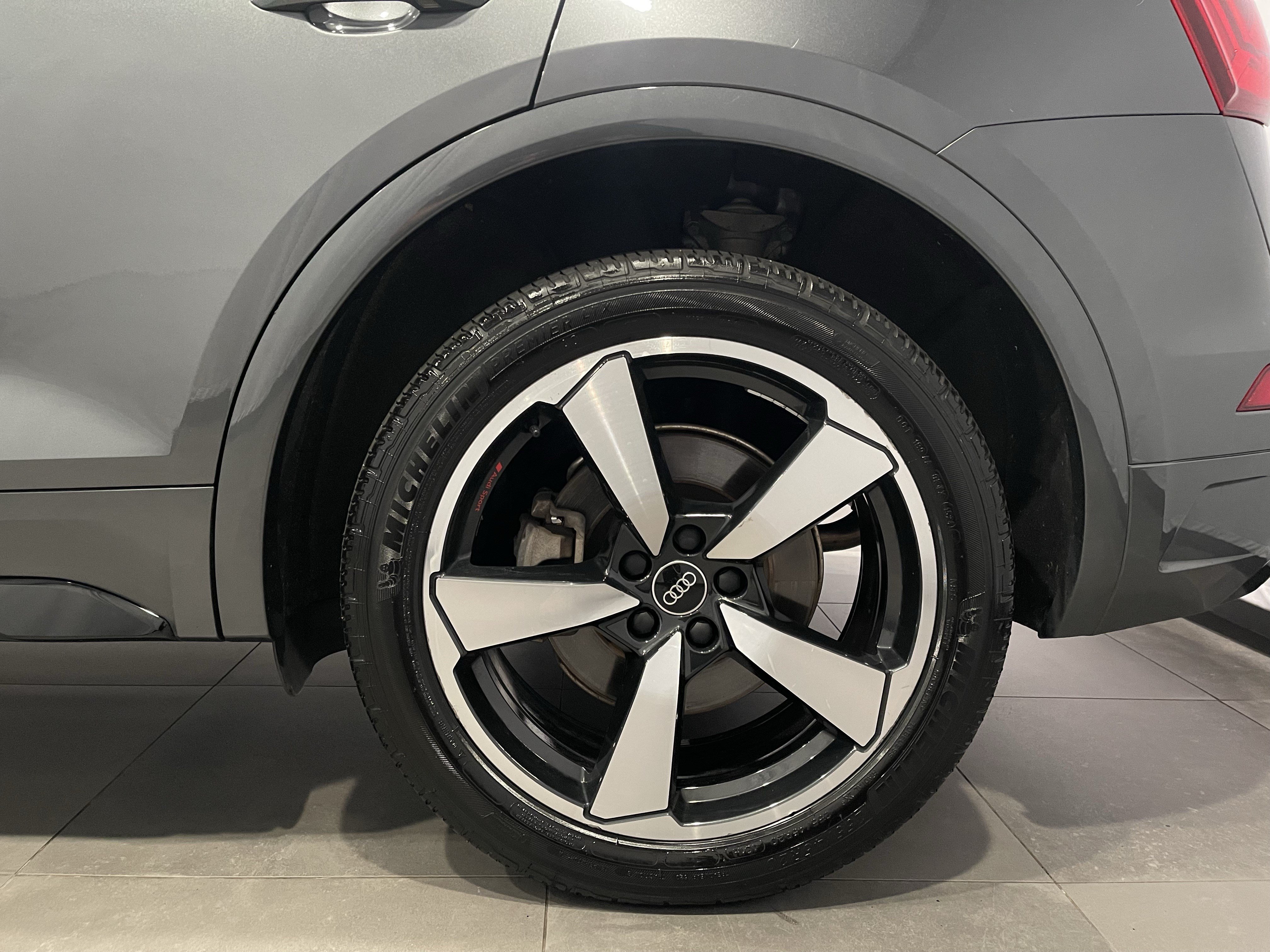 Used 2022 Audi Q5 2.0T Premium Plus AWD/4WD image 8