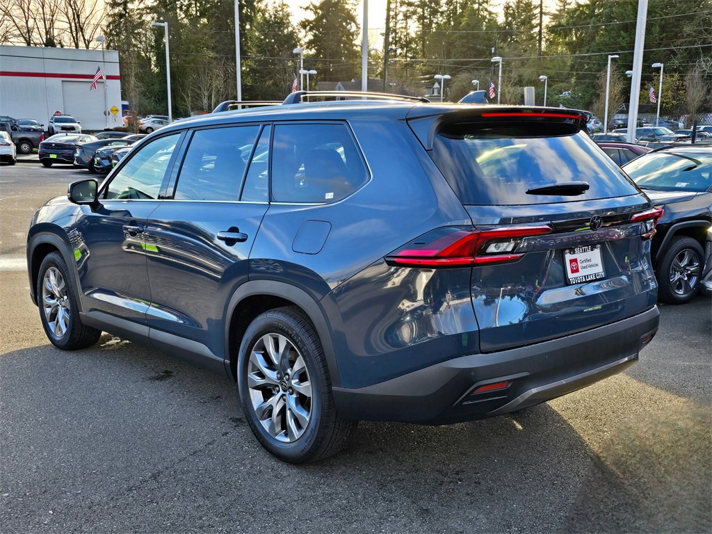 Certified 2025 Toyota Grand Highlander FWD image 5