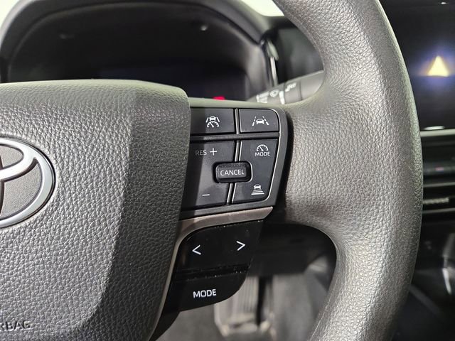 Used 2025 Toyota Camry LE image 23