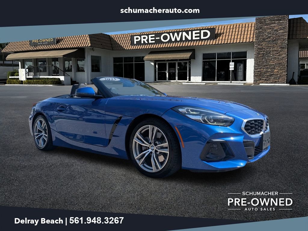 Used 2025 BMW Z4 sDrive30i image 1