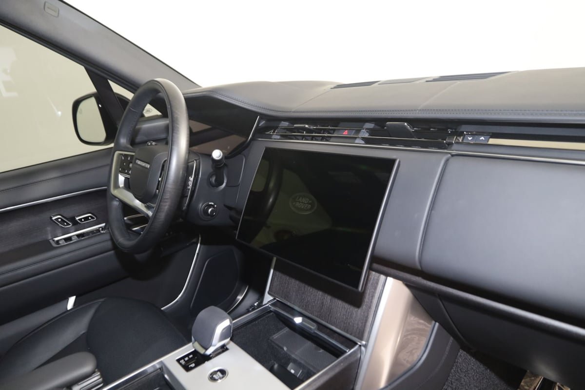 Used 2025 Land Rover Range Rover SE AWD/4WD image 49
