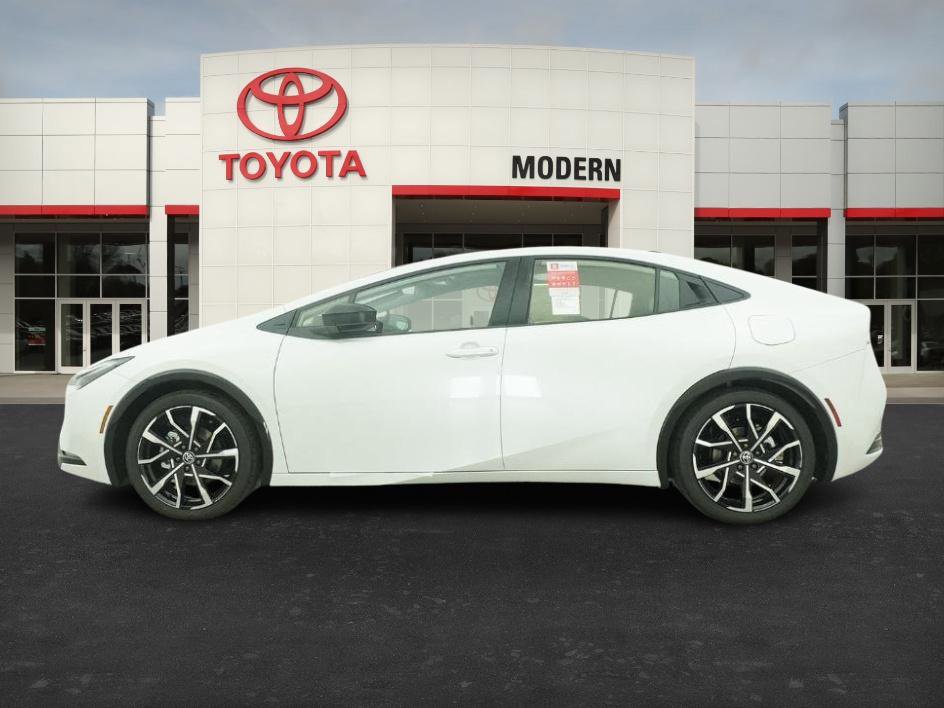 New 2026 Toyota Prius Plug-In Hybrid image 14