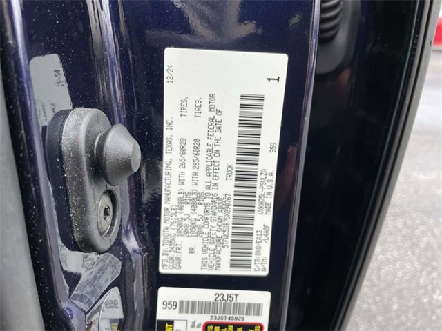 Used 2025 Toyota Tundra Limited image 32