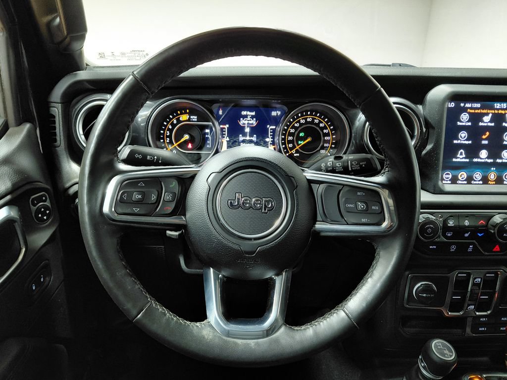 Used 2023 Jeep Wrangler Unlimited Sahara AWD/4WD image 28