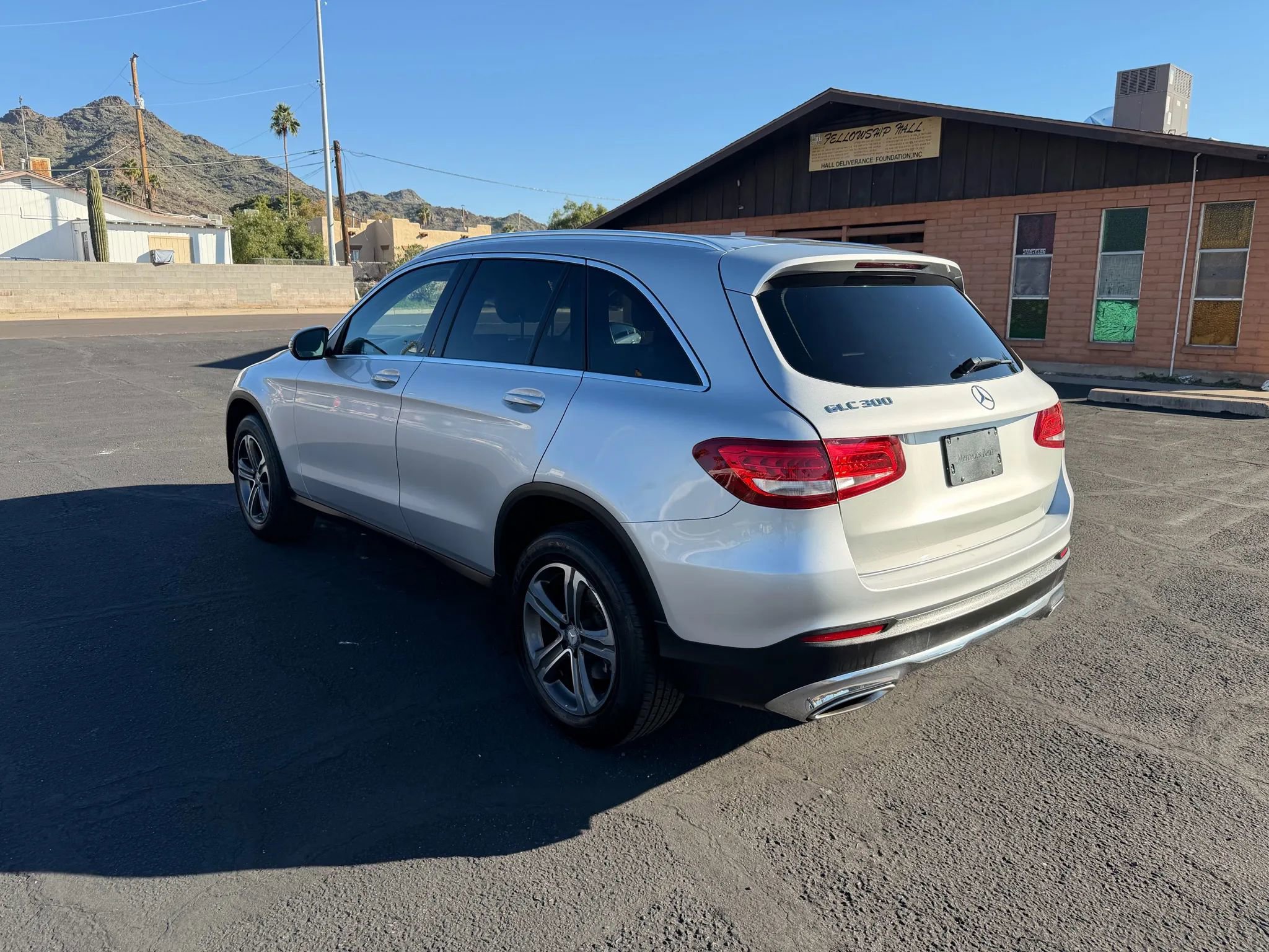 Used 2017 Mercedes-Benz GLC 300 GLC 300 Sport Utility 4D image 7